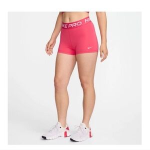 Nike Pro 3” Shorts Pink
